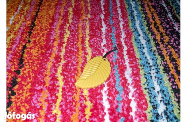 Sárga levél kulcstartó, kés, bicska