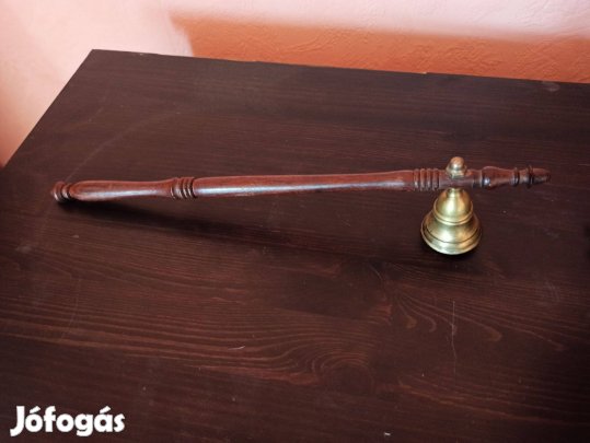 Sárgaréz gyertyaoltó gyertyakoppintó