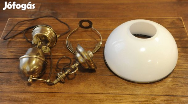 Sárgaréz húzó, húzó csillár fehér árnyékolóval