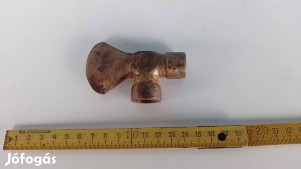 Sárgaréz kis fokosbalta fej