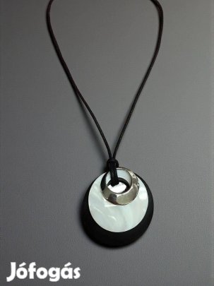 Sári fekete színű bizsu nyaklánc