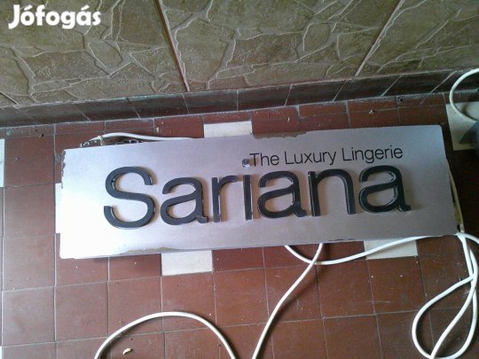 Sariana reklám világitás