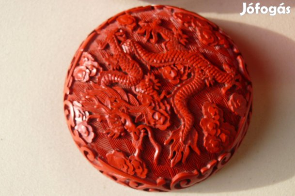 Sárkányos Kézi faragású kínai doboz+hamutál egyben