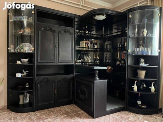 Sarok bárszekrény
