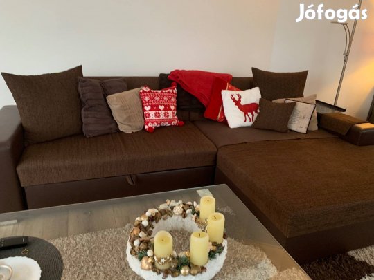 Sarok kanapé kihúzható, ágyneműtartóval