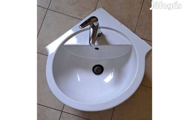Sarok mosdókagyló 40 x 40 cm, jó állapotban, csapteleppel