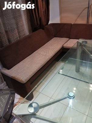 Sarok ülő garnitúra