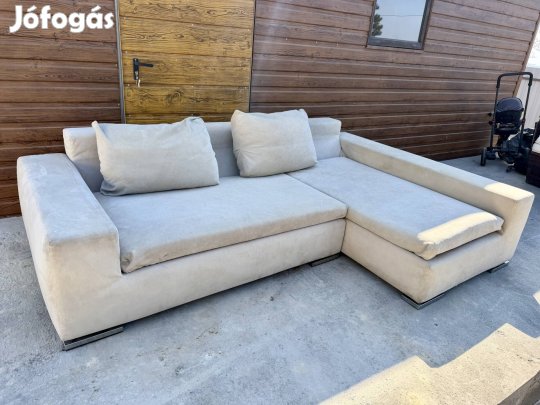 Sarok ülőgarnitúra eladó szép állapotban bézs színe