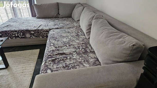 Sarokgarnitúra, kihúzható, ágyneműtartós
