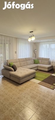 Sarokkanapé u alakú