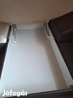 Sarokülőgarnitúra sürgősen eladó