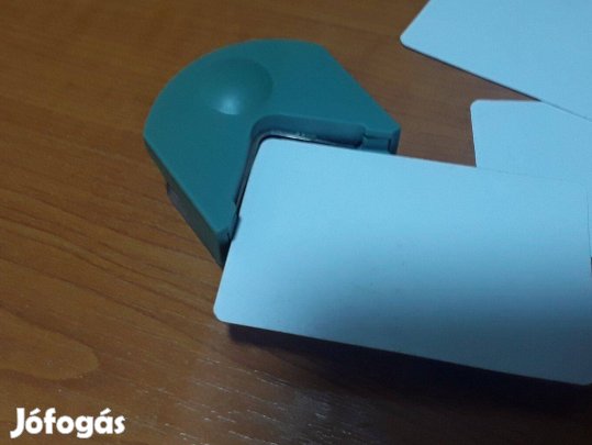 Sarokvágó névjegy kártya sarok lekerekító