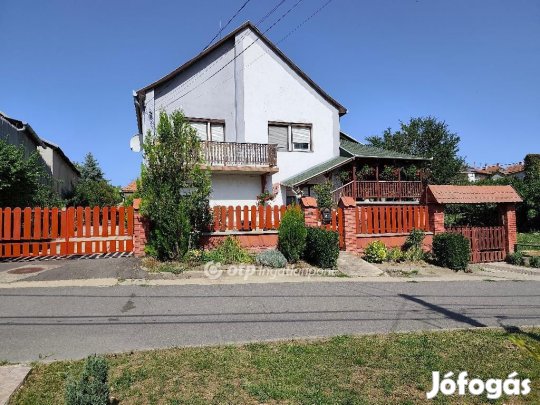 Sárospataki eladó 195 nm-es ház