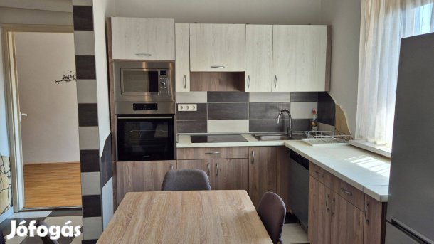 Sárvár a vár közvetlen közelében eladó lakás