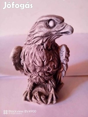 Sas figura szobor új kis méret