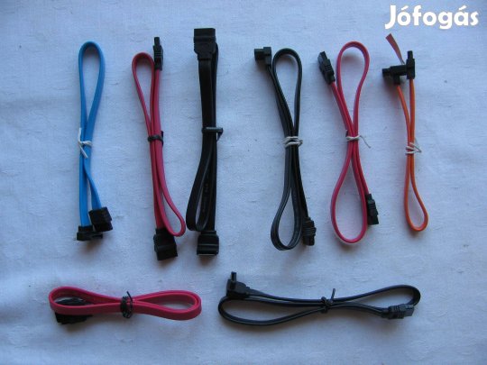 Sata kábelek ,különböző méretben