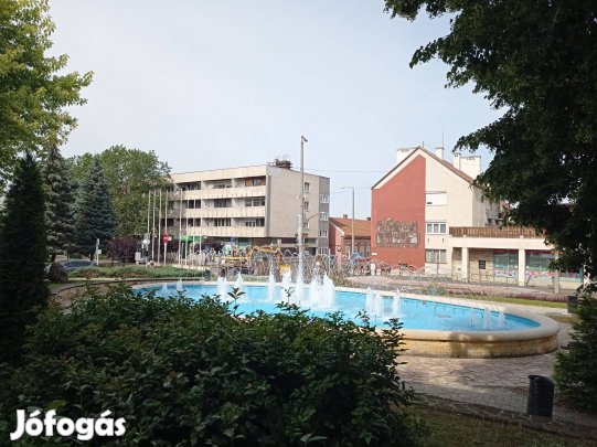 Sátoraljaújhely város központjában társasházi lakás