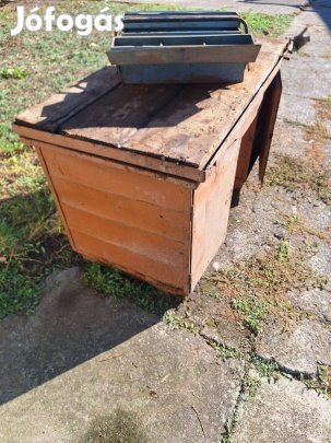 Satu pad vas asztal szerszám tároló ajándék szerszámos láda