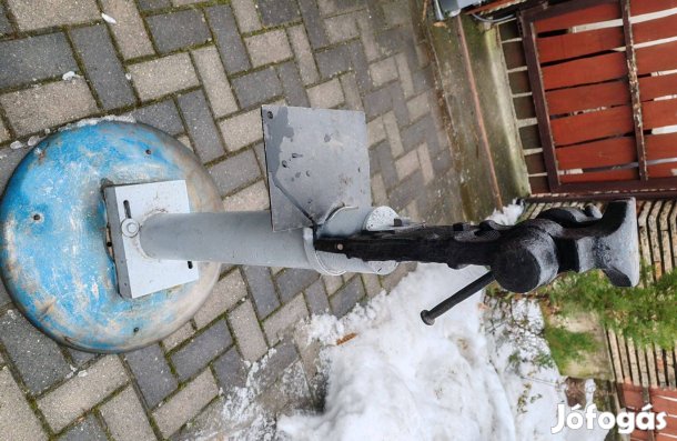 Satu retro régi kovács satu