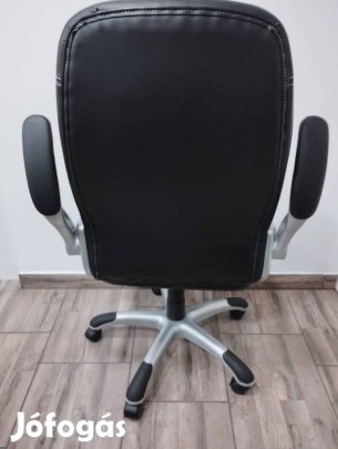 Saturn vezetői forgószék eladó