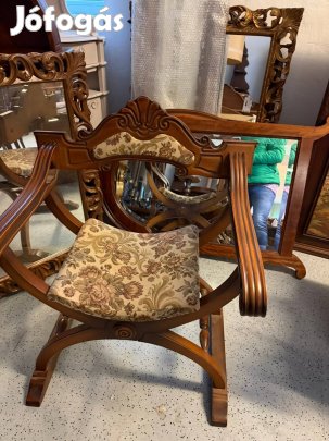 Savonarola karosszék 