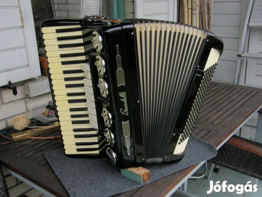 Scandalli profi olasz 120 b. harmonika tangóharmonika