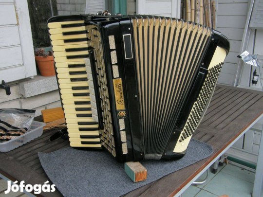 Scandalli profi olasz 120b. harmonika tangóharmonika