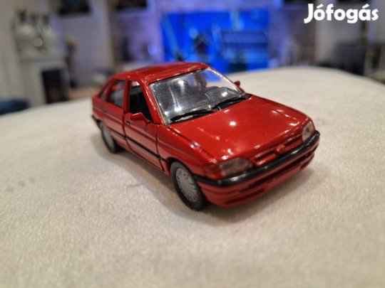 Schabak 1:43 Ford Escort 