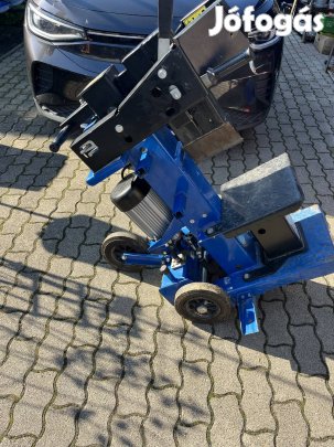 Scheppach 15 tonnás farönk hasítógép