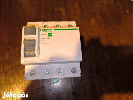 Schneider FI-relé 40A 4P 30mA új 3 fázis Hibaáram-védő Kapcsoló