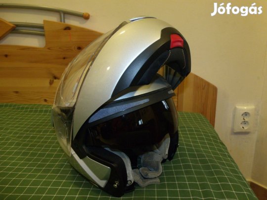Schuberth C4 Pro felnyitható állú napszemüveges bukósisak XL61cm sisak