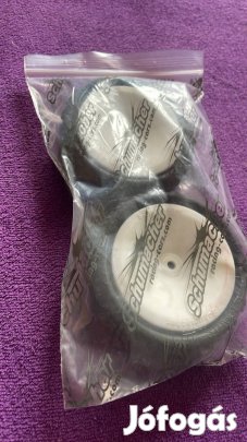 Schumacher 2WD buggy Front kerékszett vadonatúj