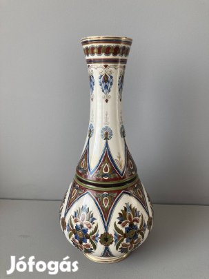 Schütz Cilli kézzel festett váza 1889