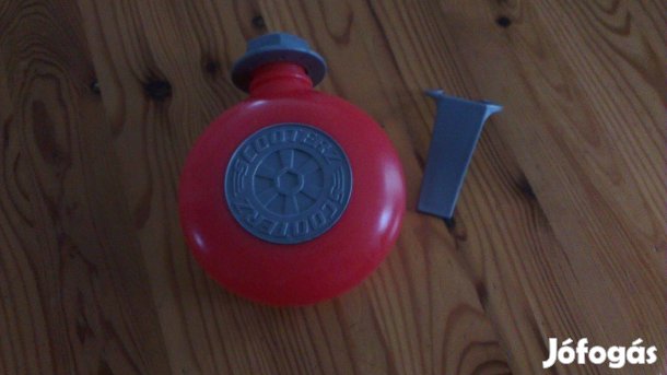 Scooters kulacs -ajándék - és Műanyag pohár készlet kiránduláshoz, új