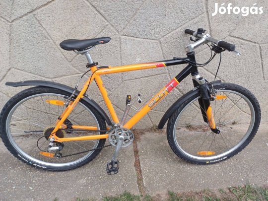 Scott 26-os alu kerékpár eladó,posta 5000ft