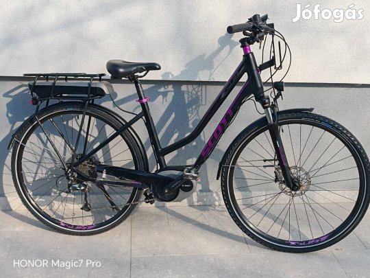 Scott 28" női trekking ebike elektromos kerékpár Bosch