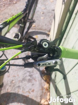 Scott Spark Carbon 29" Összteleszkópos