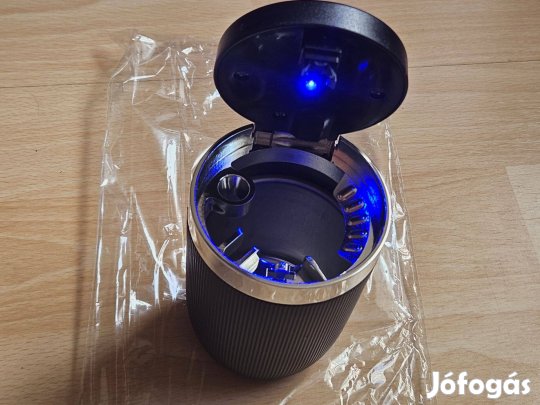 Seametal LED autós hamutartó hamutál popup fedéllel