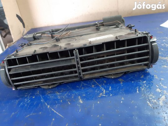 Seat Alhambra II Középső Szellőző