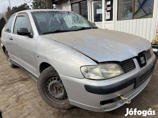 Seat Cordoba 6K2 (2000) 1.6i ALM Alkatrészek #M3718