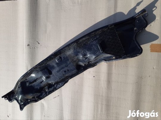 Seat Cordoba II (2002-2009)  Levélrácsa Alatti Zajvédő