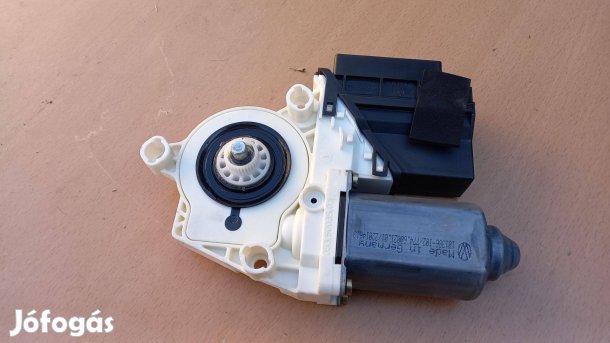 Seat Cordoba / Ibiza Jobb első ablakemelő motor
