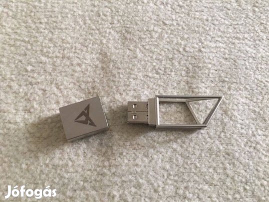 Seat Cupra elegáns, különleges fém design USB pendrive 4 GB