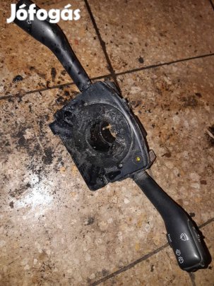 Seat Leon Bajuszkapcsoló