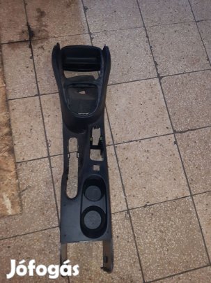 Seat Leon II Cupra Középbox