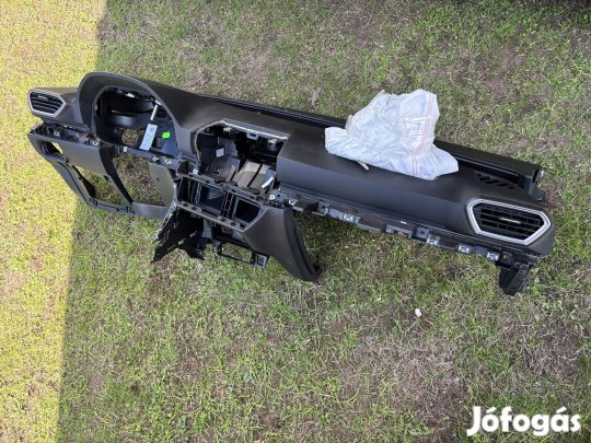 Seat Leon IV 4 műszerfal légzsák 