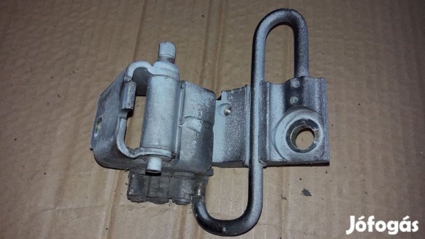 Seat Leon Jobb Első Alsó Ajtózsanér