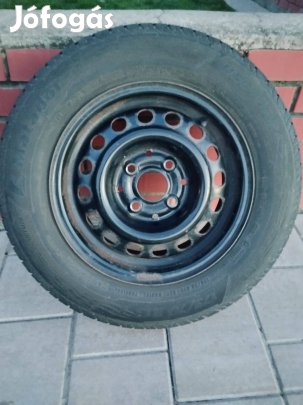 Seat gyári acélfelni nyári gumival