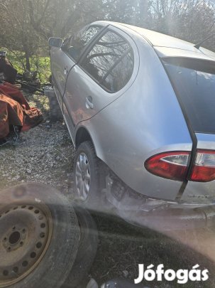 Seat leon 1.4 bontott alkatrészei.