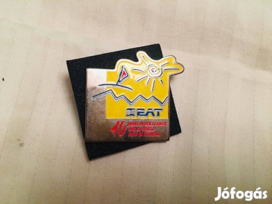 Seat nyári kitűző, bross